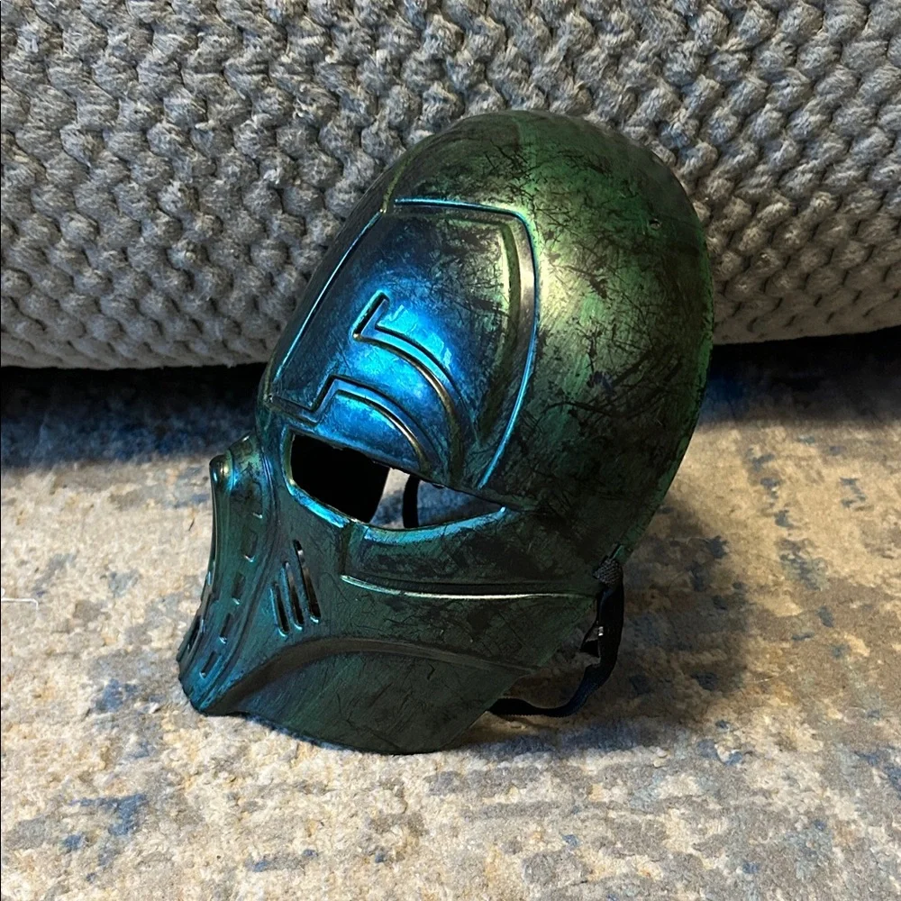 Greenbrier International hard shell mask